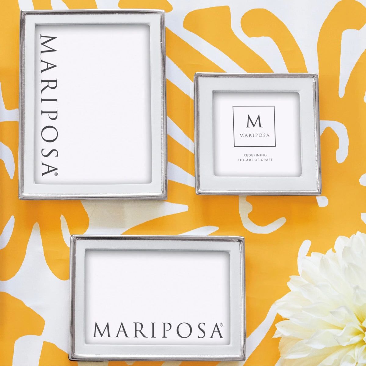 Mariposa Signature White 4x6 Frame
